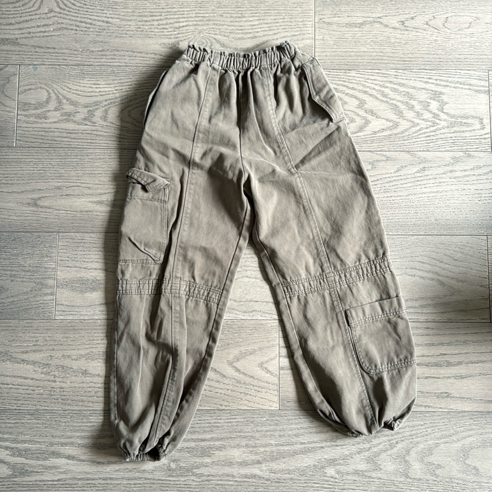 Zara Girls Elastic waist Cargo Pant with Pockets (Size 10)